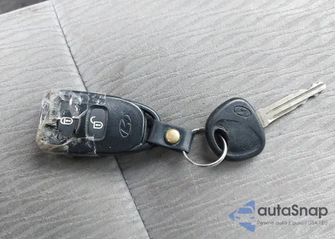 2007 Hyundai Santa Fe Gls from USA, damaged, VIN 5NMSG73D37H048646